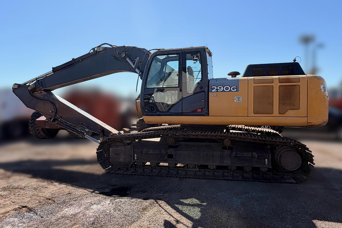 Used 2014 John Deere 290G LC Excavator