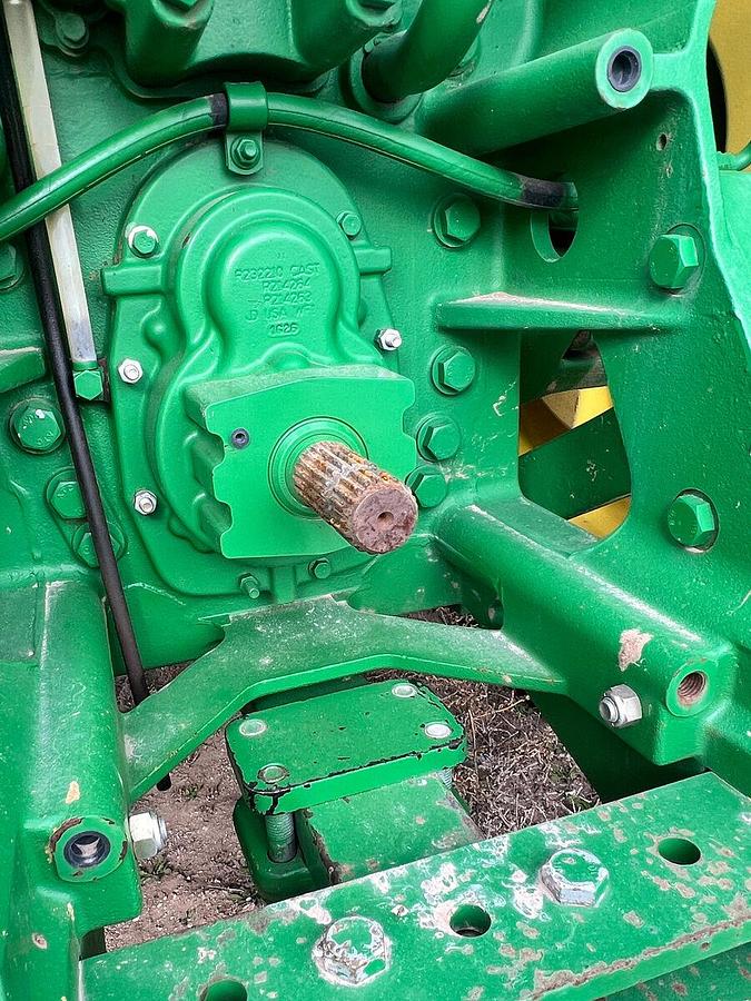 John Deere, 2011, 8285R, 4250 hrs