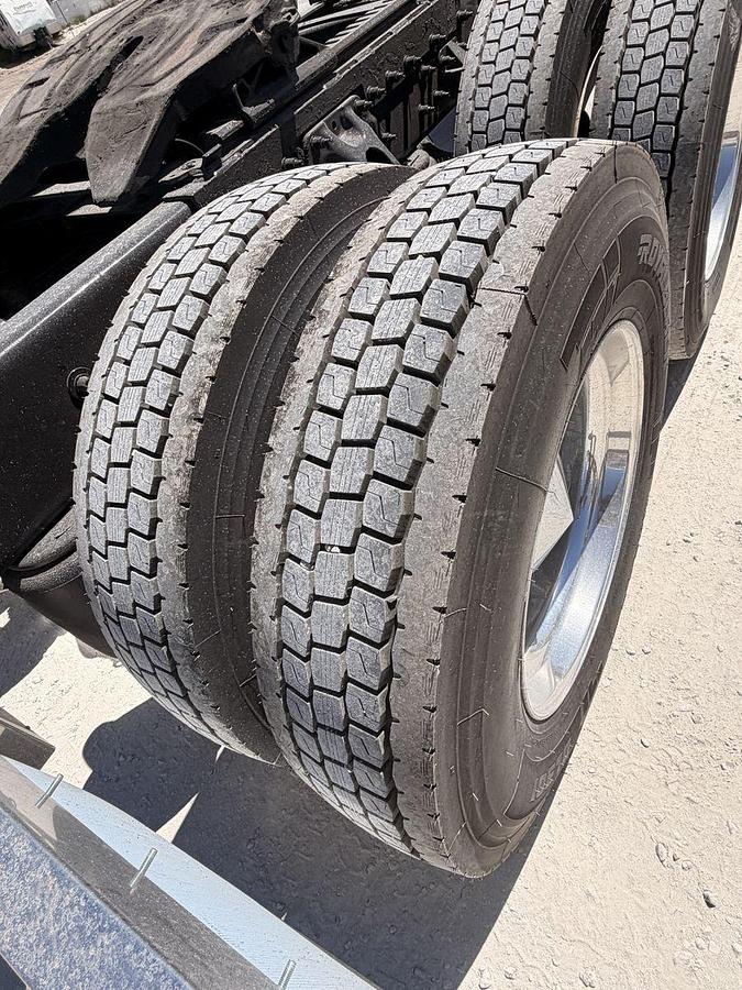 Used 2019 Peterbilt 389 with Cummins ISX15 and 18sp manual transmission