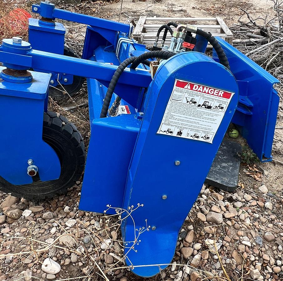 Used 2022 Deere 317G