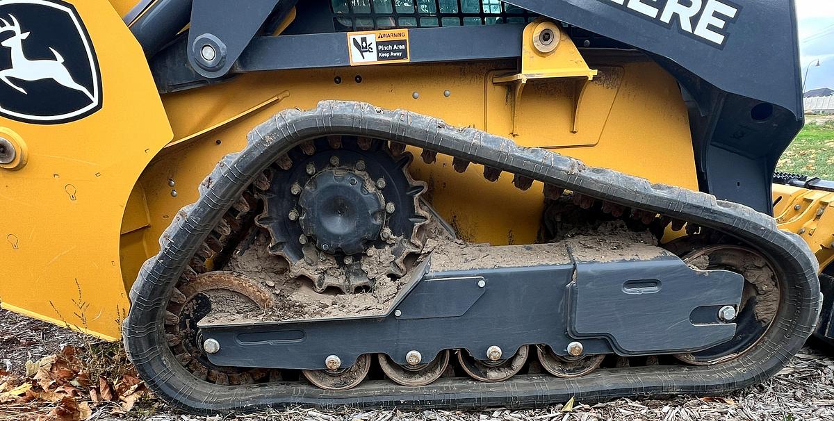 Used 2022 Deere 317G