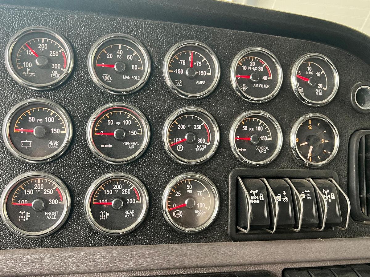 Used 2023 Peterbilt 389 Dual Axle Day Cab Semi Tractor
