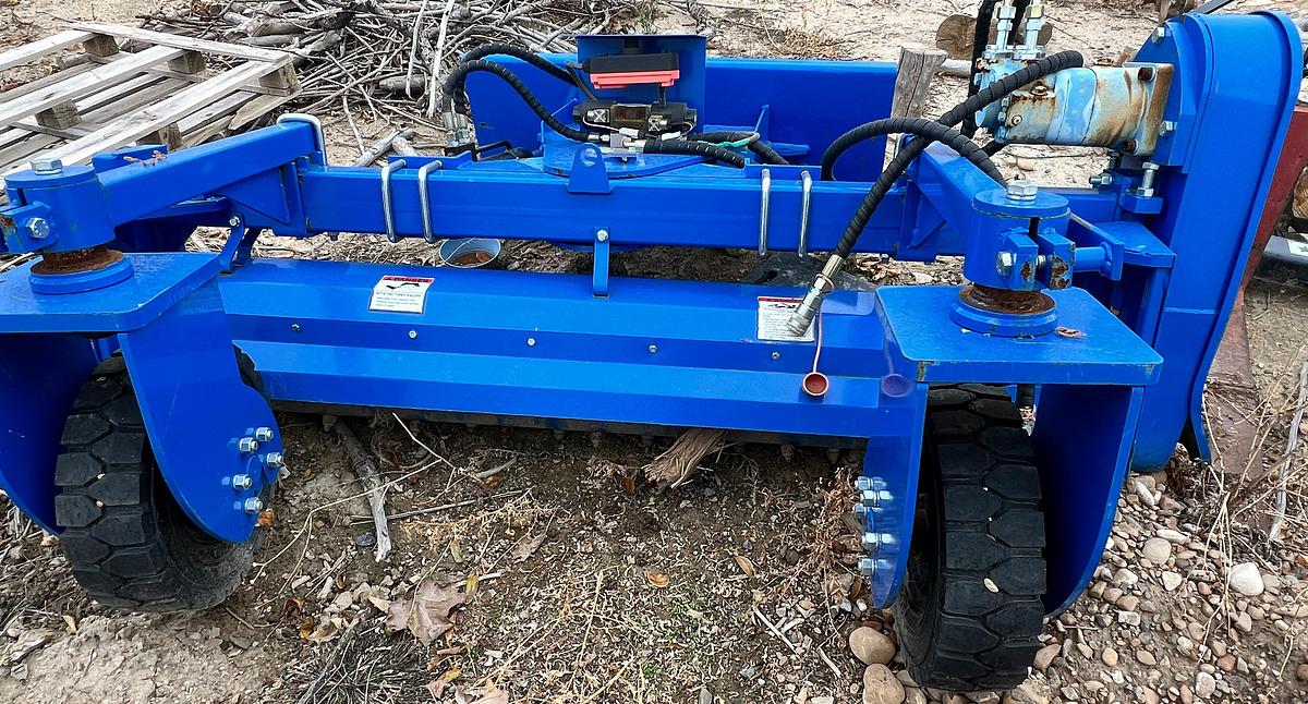 Used 2022 Deere 317G