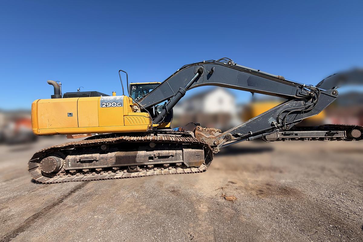 Used 2013 John Deere 290G LC Excavator