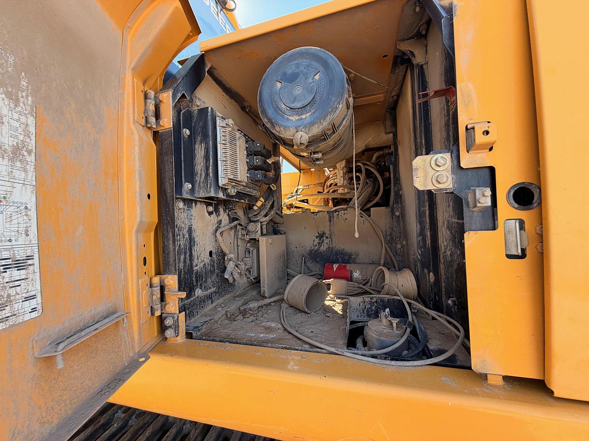 Used 2013 John Deere 290G LC Excavator