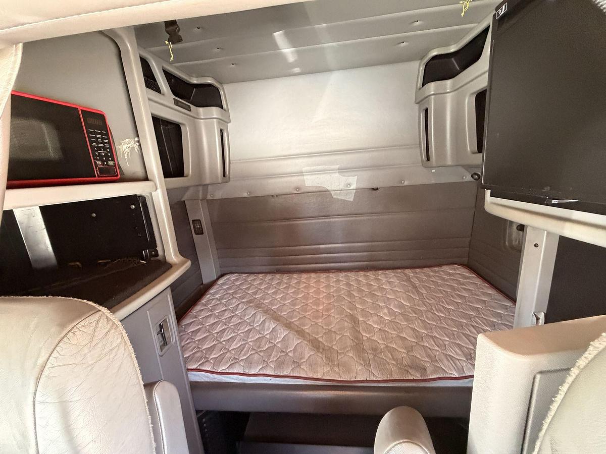 Used 2019 Peterbilt 389 with Cummins ISX15 and 18sp manual transmission