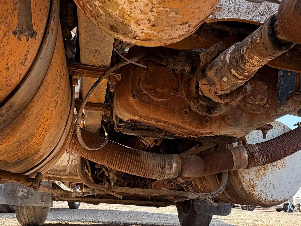 Used Peterbilt, 359A, DayCab, Rebuilt Cummins Small Cam diesel engine, 425 HP