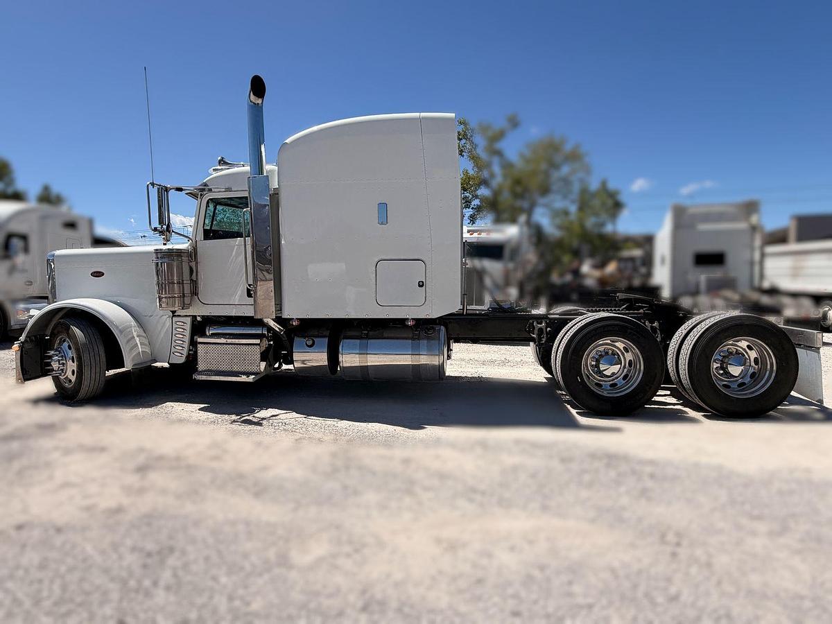 Used 2019 Peterbilt 389 with Cummins ISX15 and 18sp manual transmission