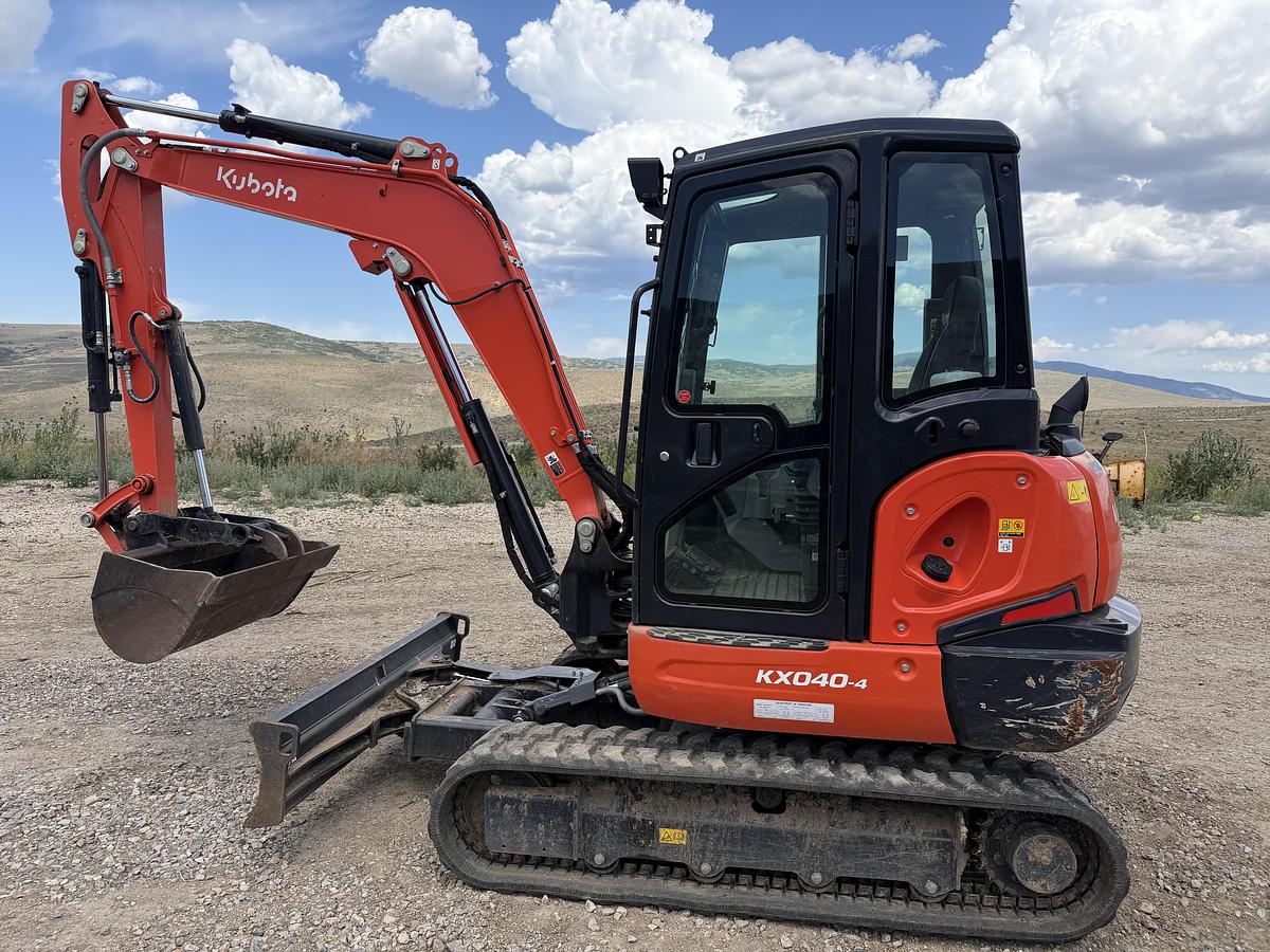 Used Kubota KX 040 4R3A Excavator Mini Ex ***LOW HOURS*** 2024 Still in Warranty