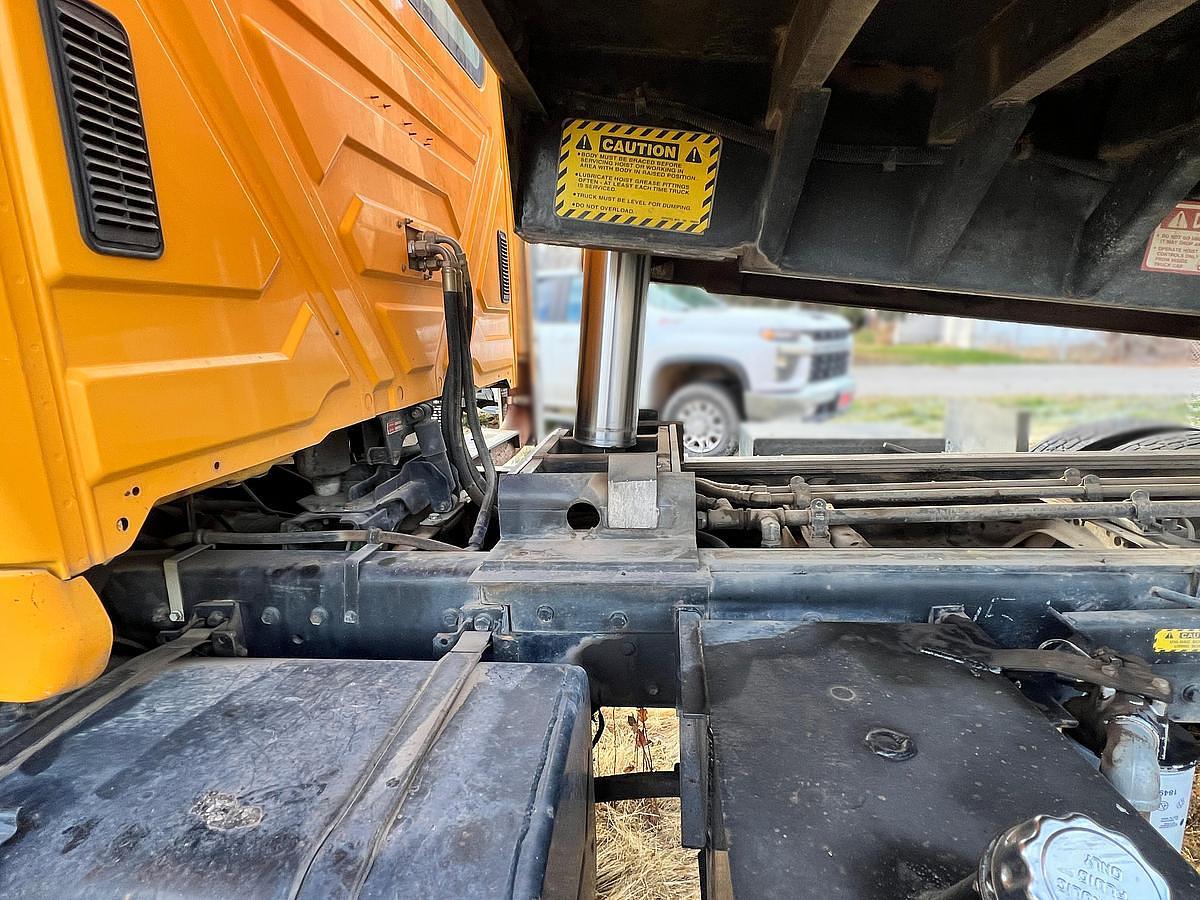 Used 2005 International 7600 Dump Truck