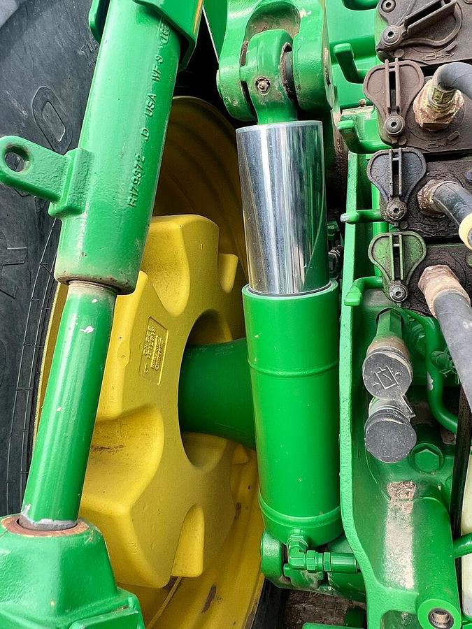 John Deere, 2011, 8285R, 4250 hrs