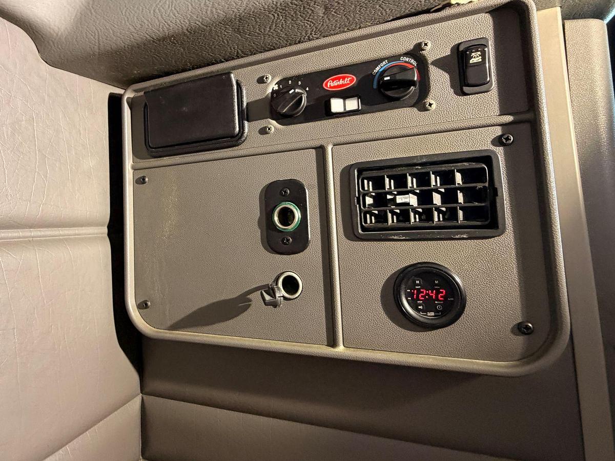 Used 2019 Peterbilt 389 with Cummins ISX15 and 18sp manual transmission