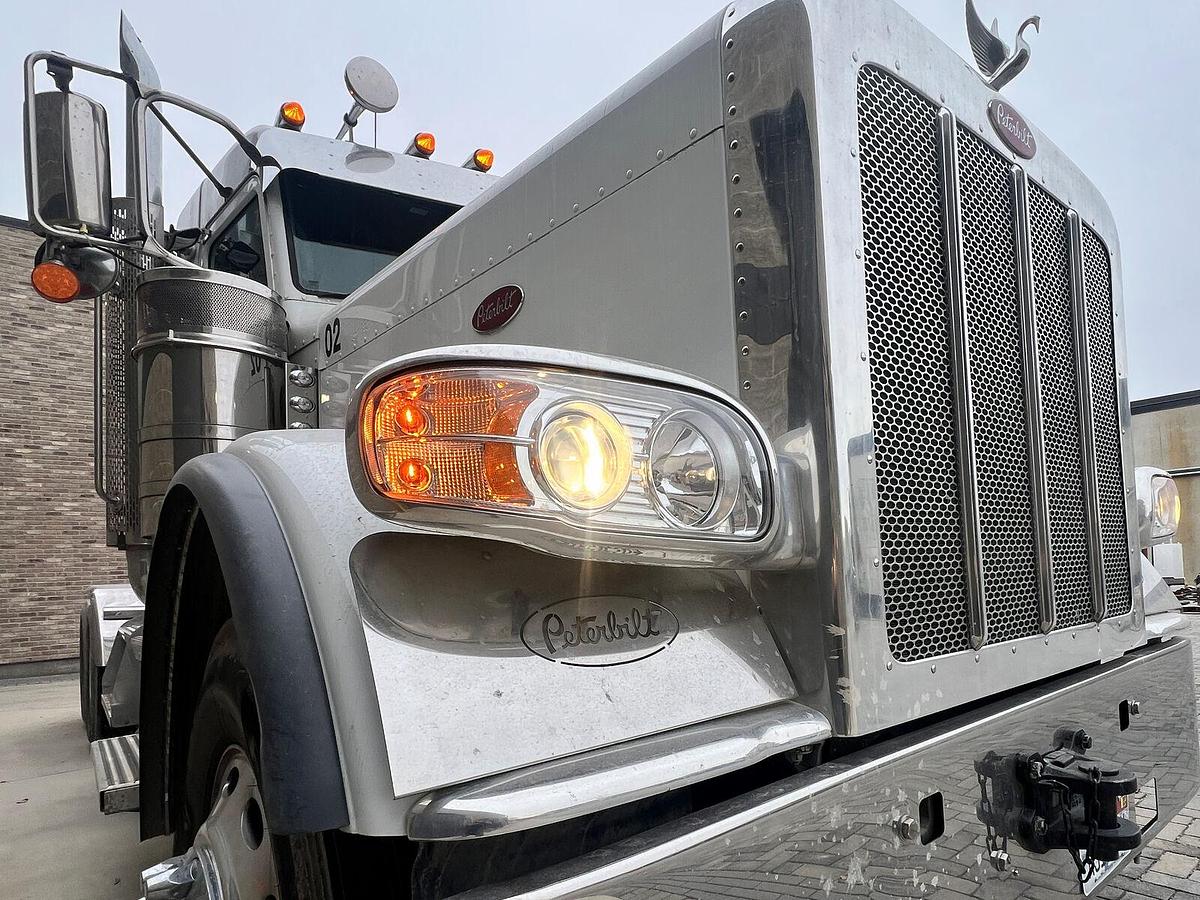 Used 2023 Peterbilt 389 Dual Axle Day Cab Semi Tractor