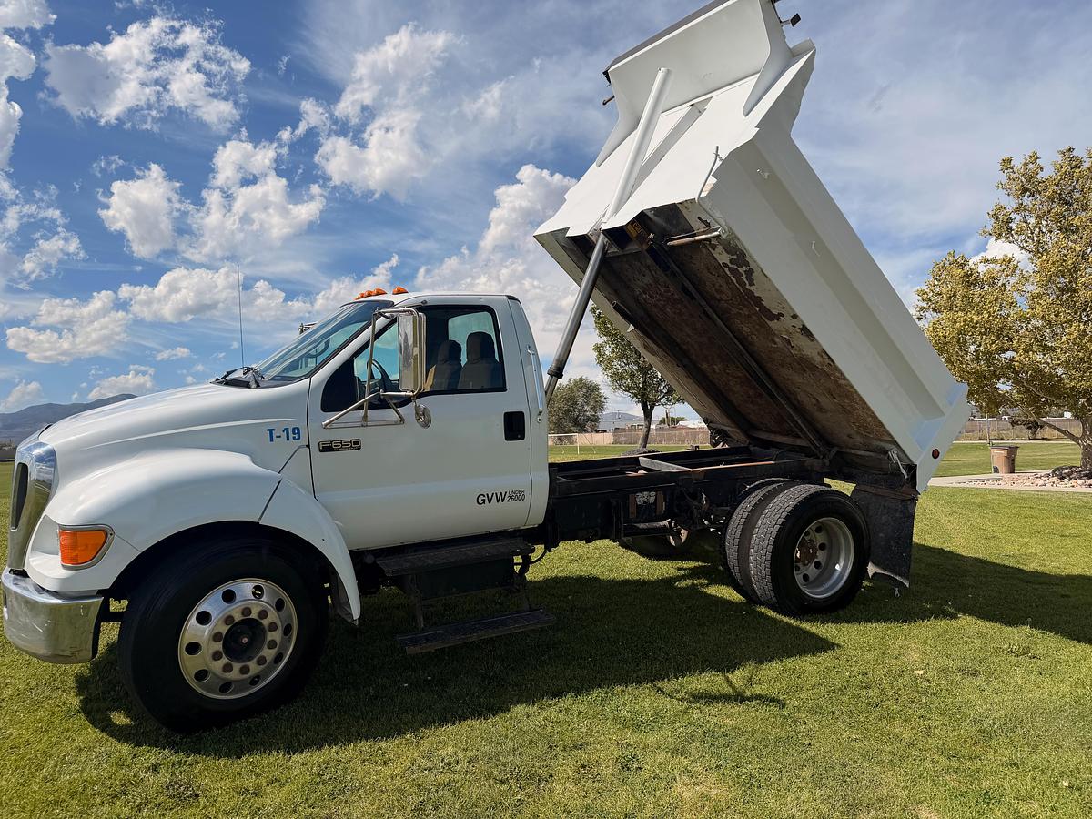 Used 2004 Ford F650 SD