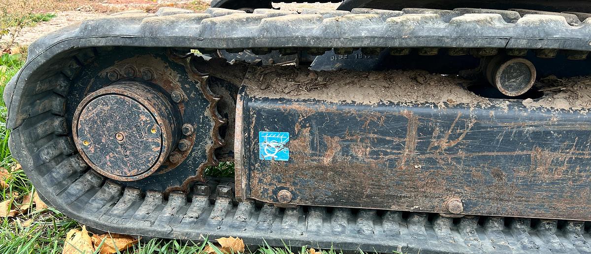 Used 2019 Deere 35G