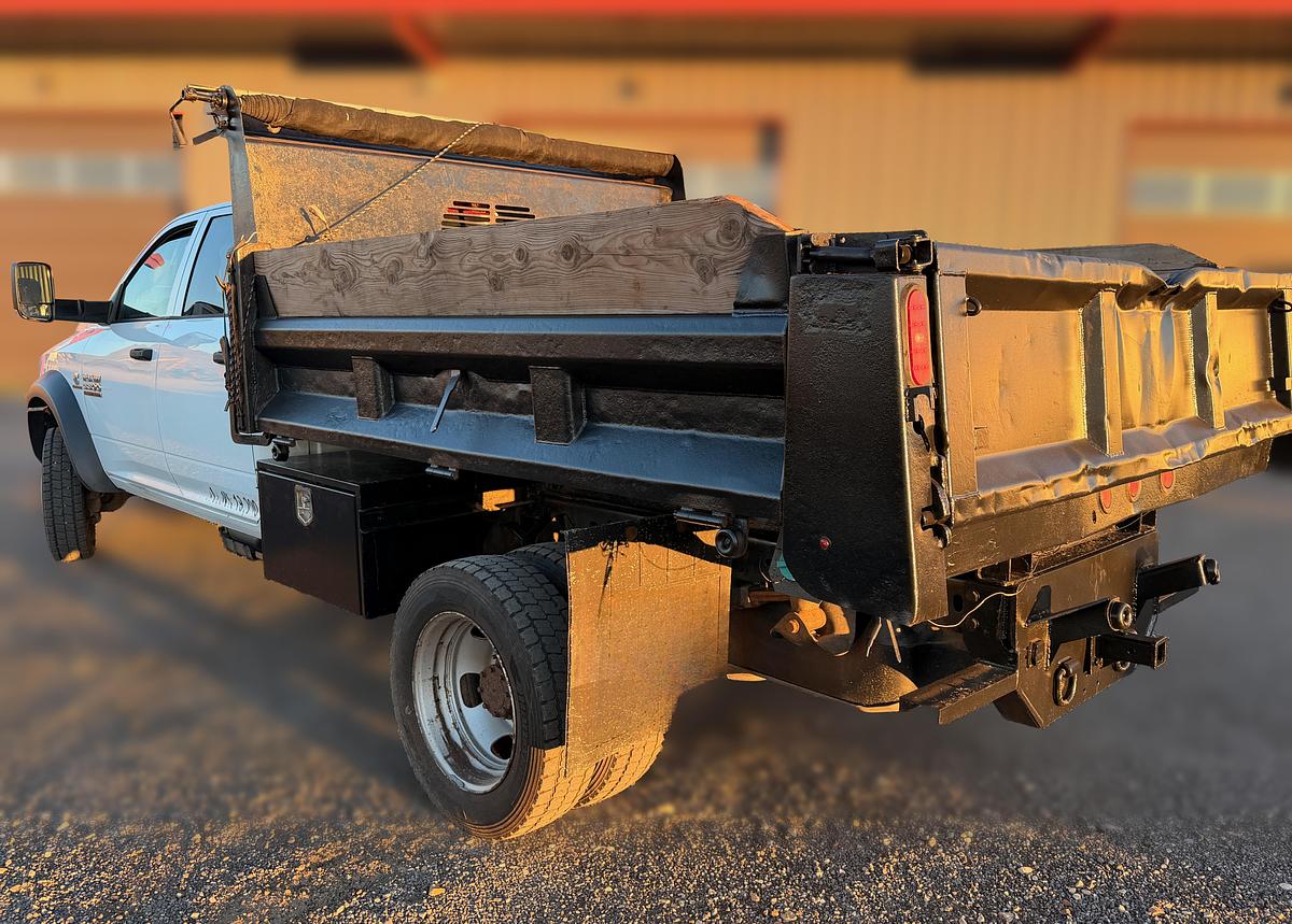 Used 2018 Dodge Ram 5500 Crew Cab Dump Truck