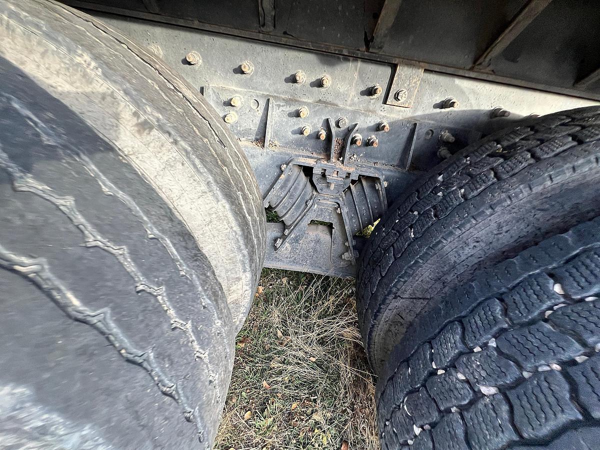 Used 2005 International 7600 Dump Truck
