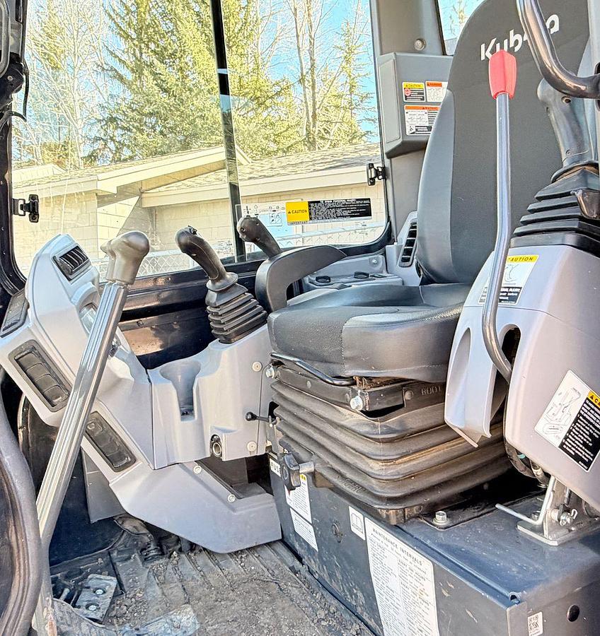 Used Kubota KX 040 4R3A Excavator Mini Ex ***LOW HOURS*** 2024 Still in Warranty