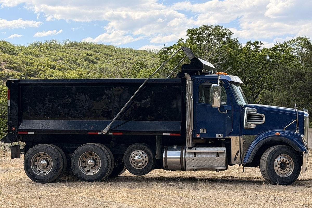 Used 2012 Freighliner Dump Truck Coronado SD122 TriAxle