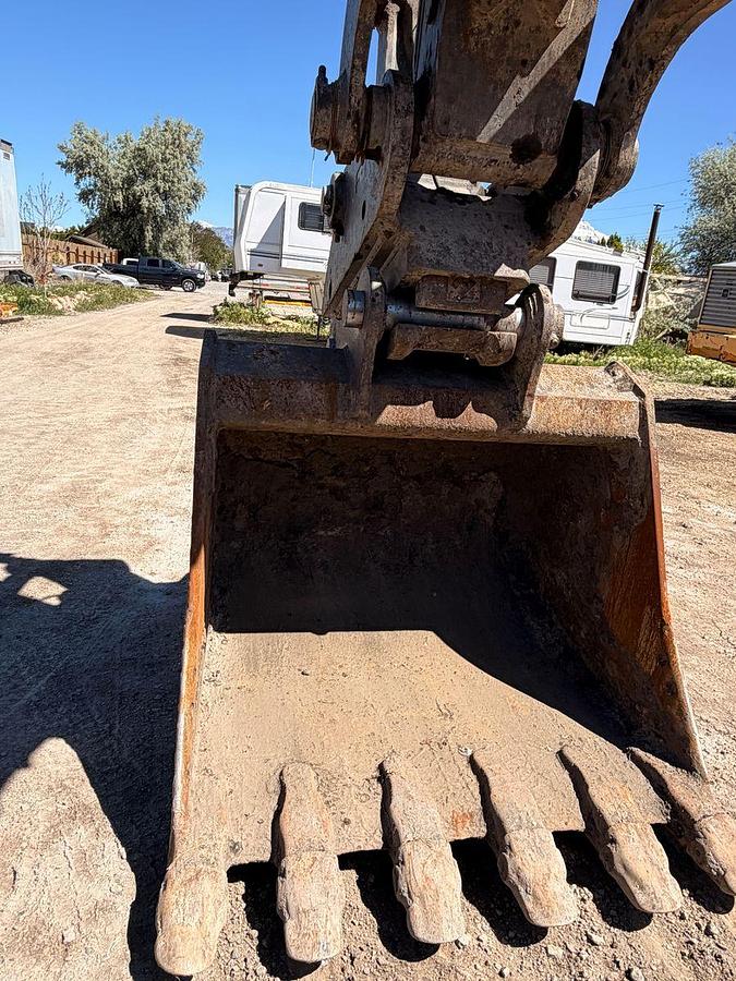 Used 2023 Volvo EC350EL crawler excavator, 3,548 hours, 35 ton