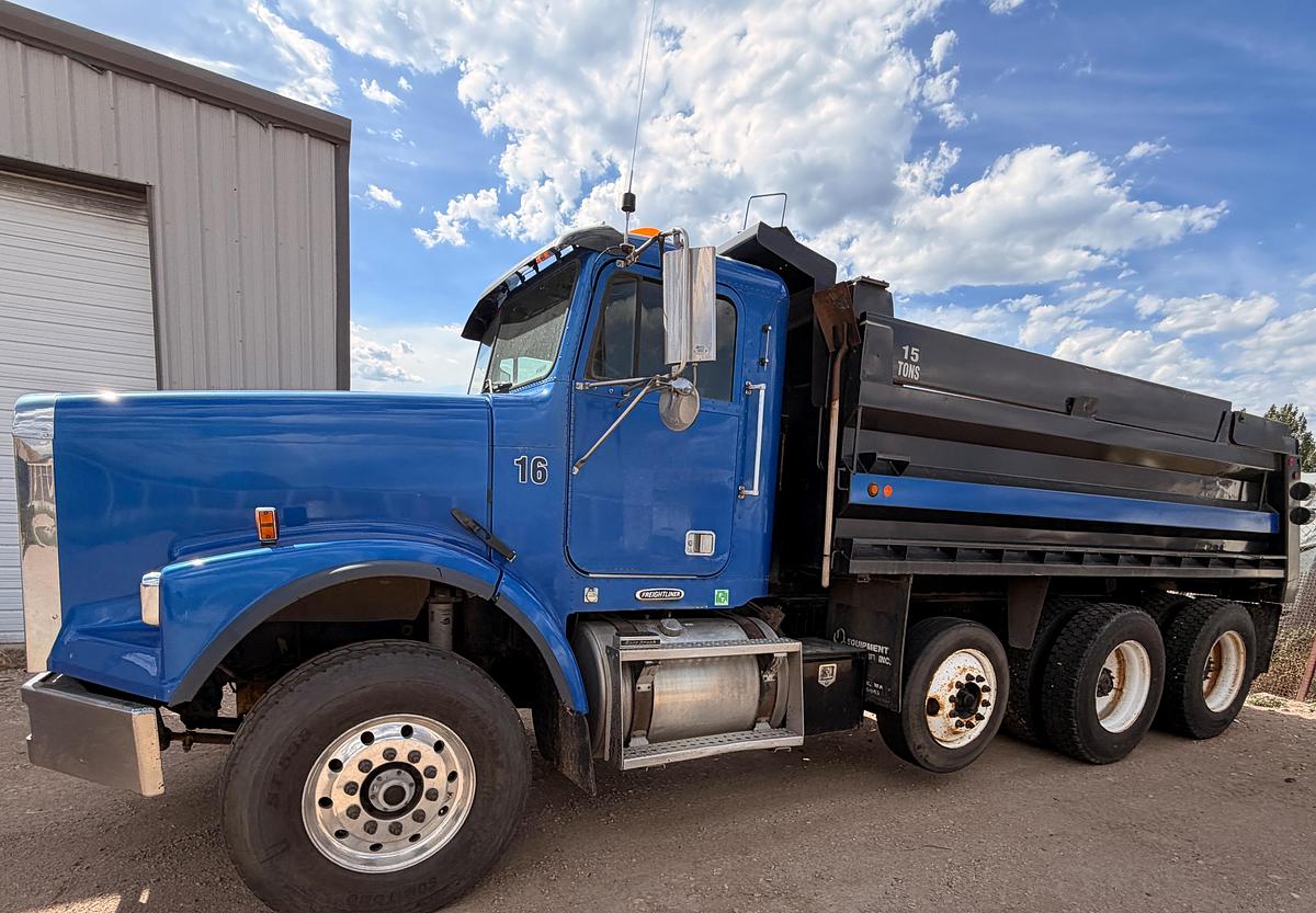 Used Freightliner FLD120SD