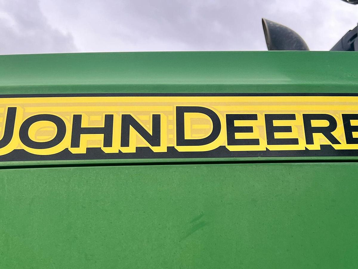 John Deere, 2011, 8285R, 4250 hrs
