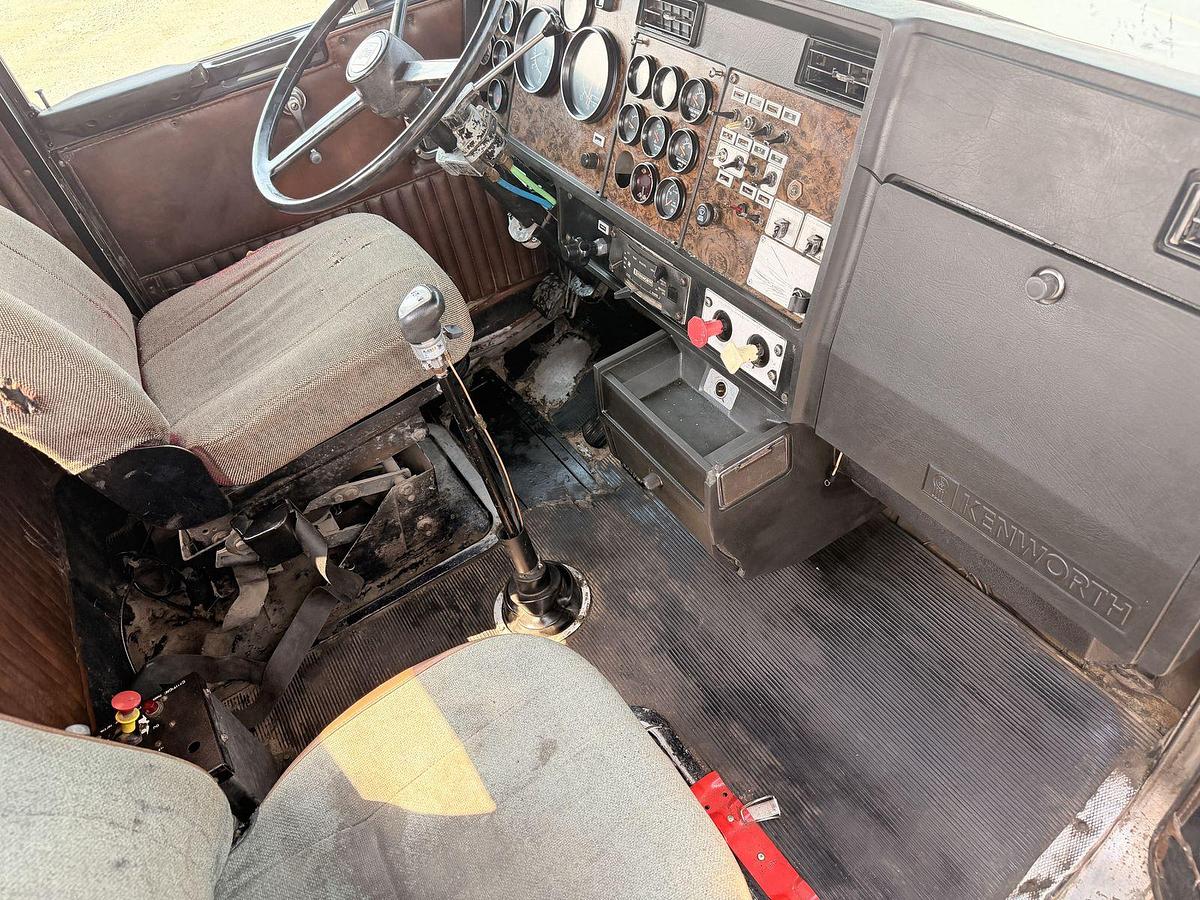 Used Kenworth T600 Cab and Chassis, New Engine, DayCab 10sp manual