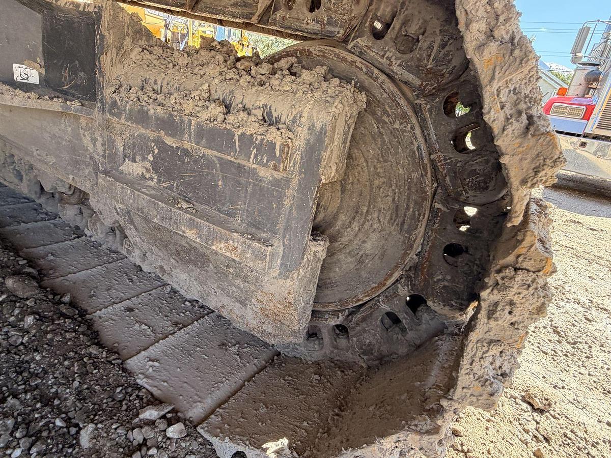Used 2023 Volvo EC350EL crawler excavator, 3,548 hours, 35 ton