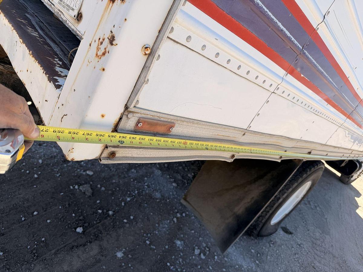 Used International box truck, Dt466 Engine