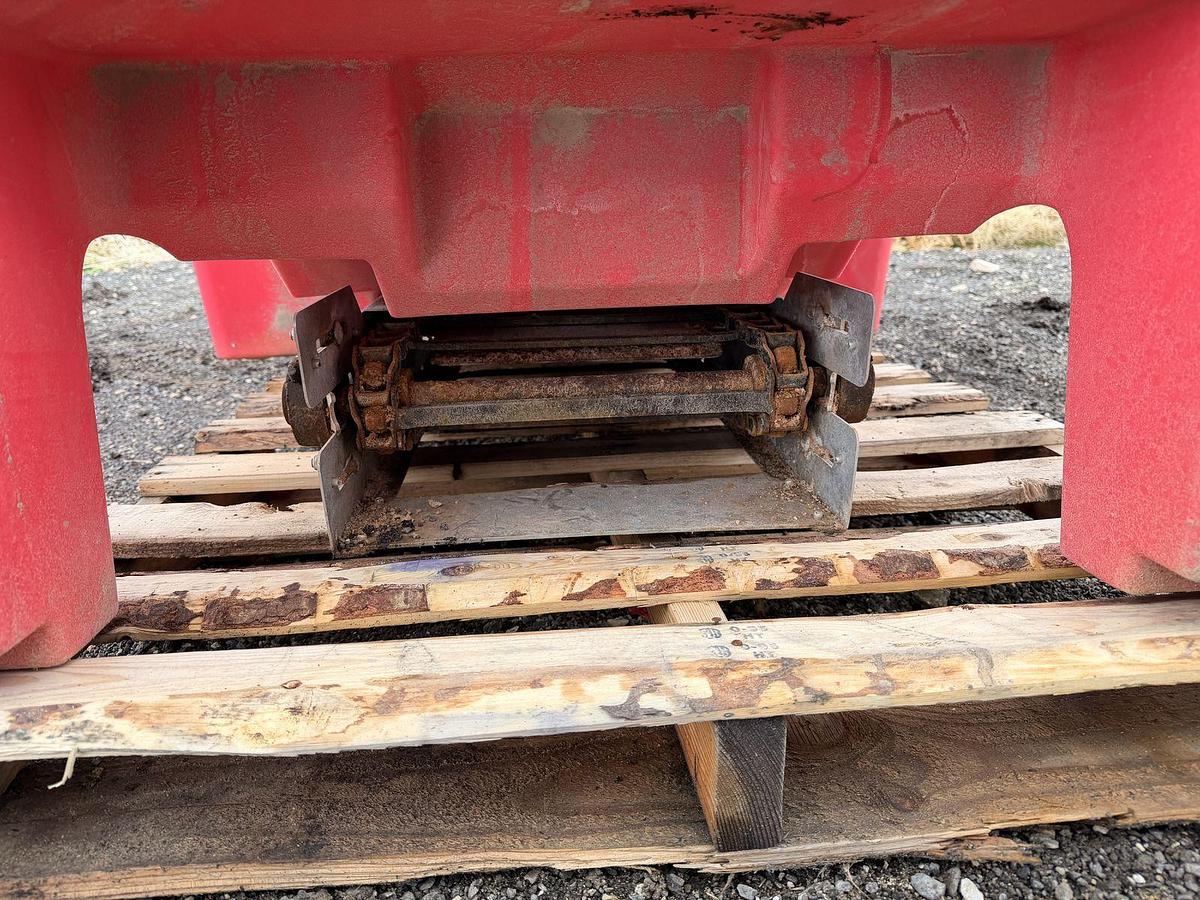 Used Western Tornado Salter/Spreader 1.8 cu yd