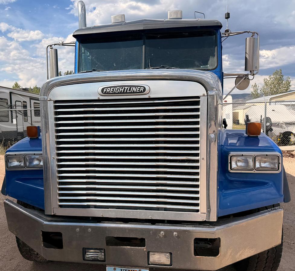 Used Freightliner FLD120SD