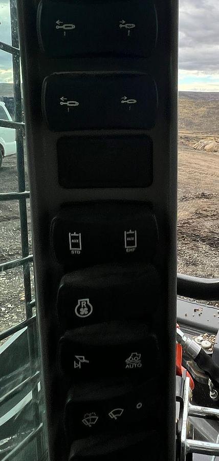 Used 2023 Case, Minotaur DL550 Compact Dozer Loader with ripper, **VERY LOW HOURS***