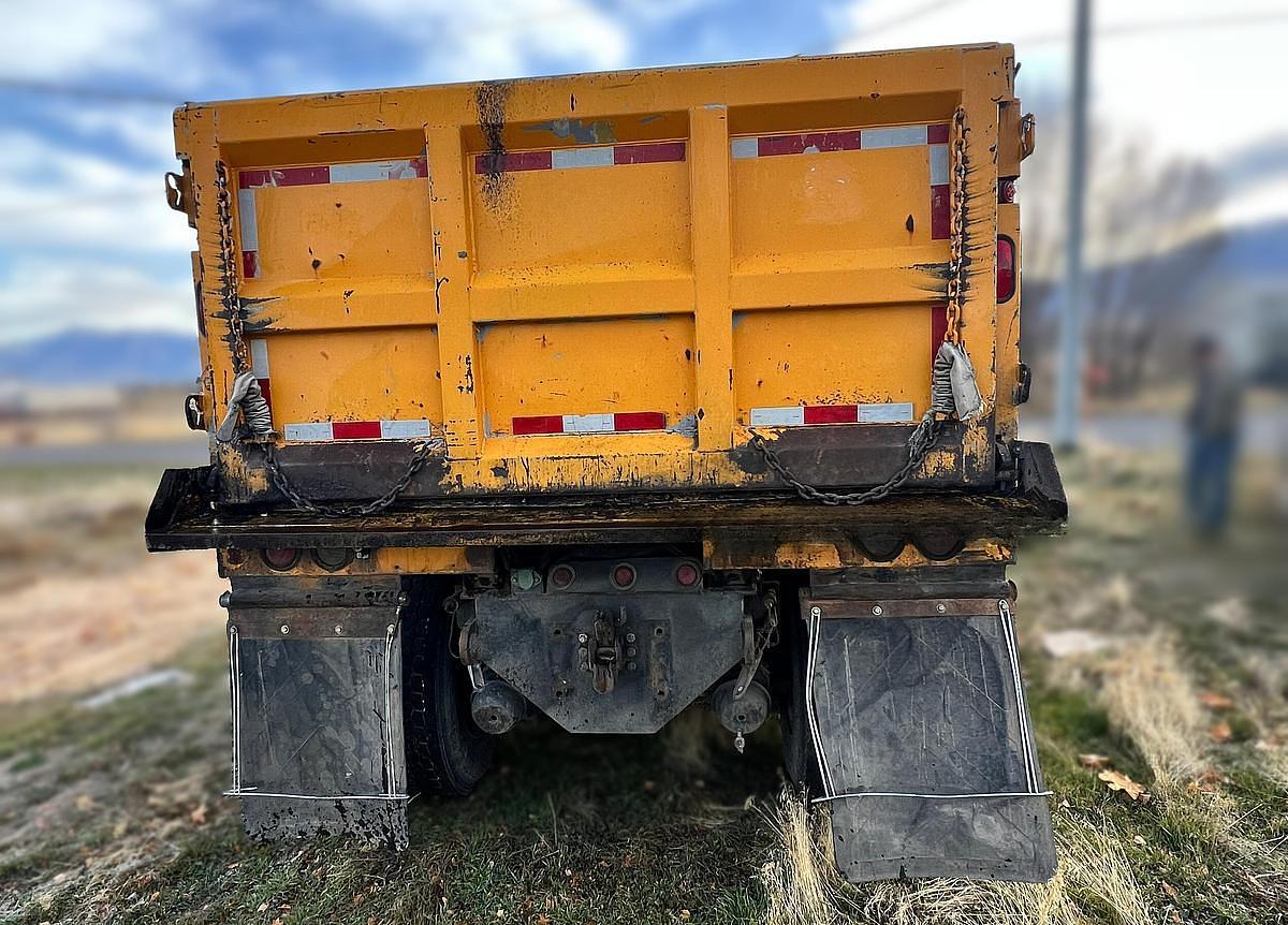Used 2005 International 7600 Dump Truck