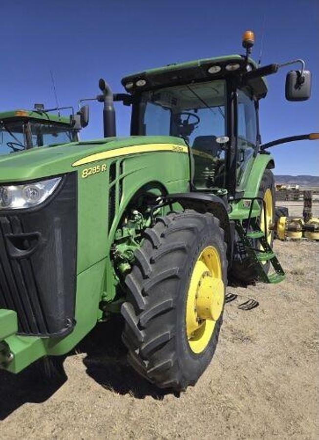 John Deere, 2011, 8285R, 4250 hrs