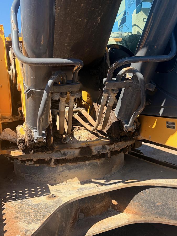 Used 2013 John Deere 290G LC Excavator