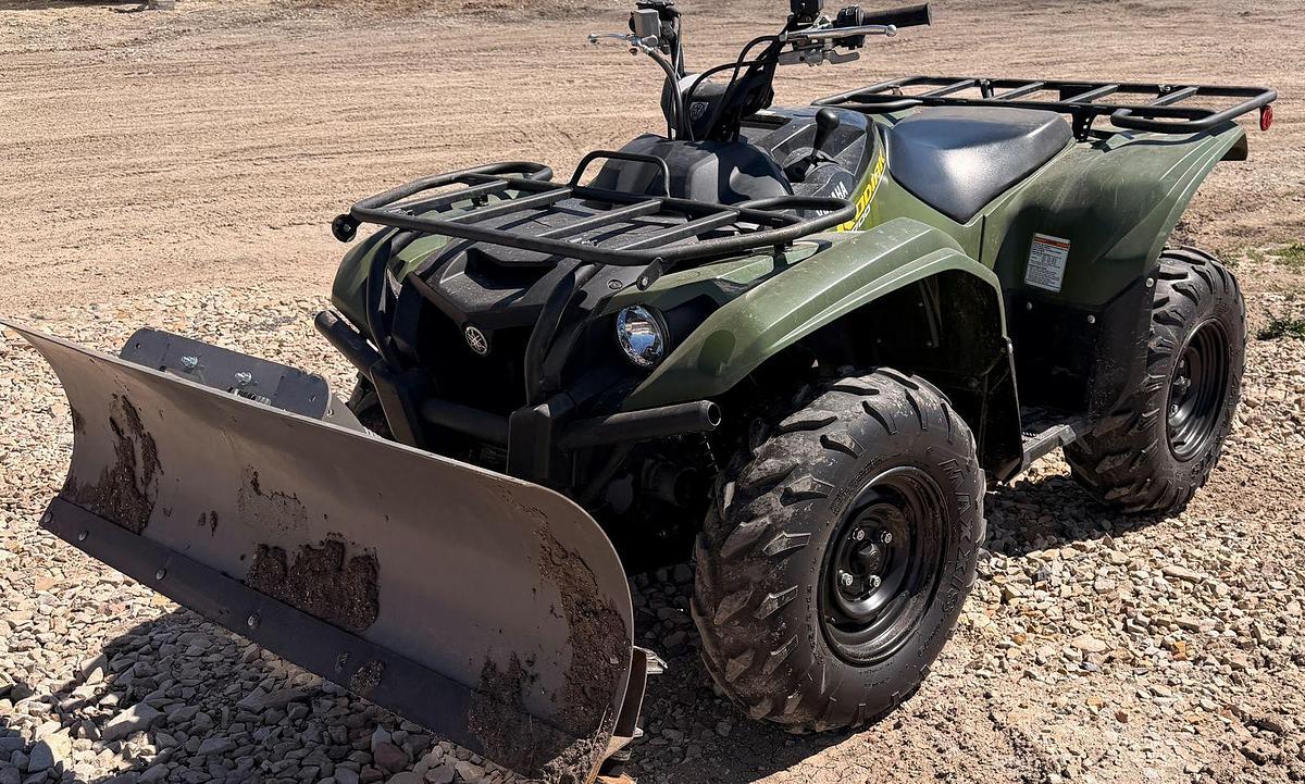 2024 Yamaha Kodiak 700 4x4 with Plow