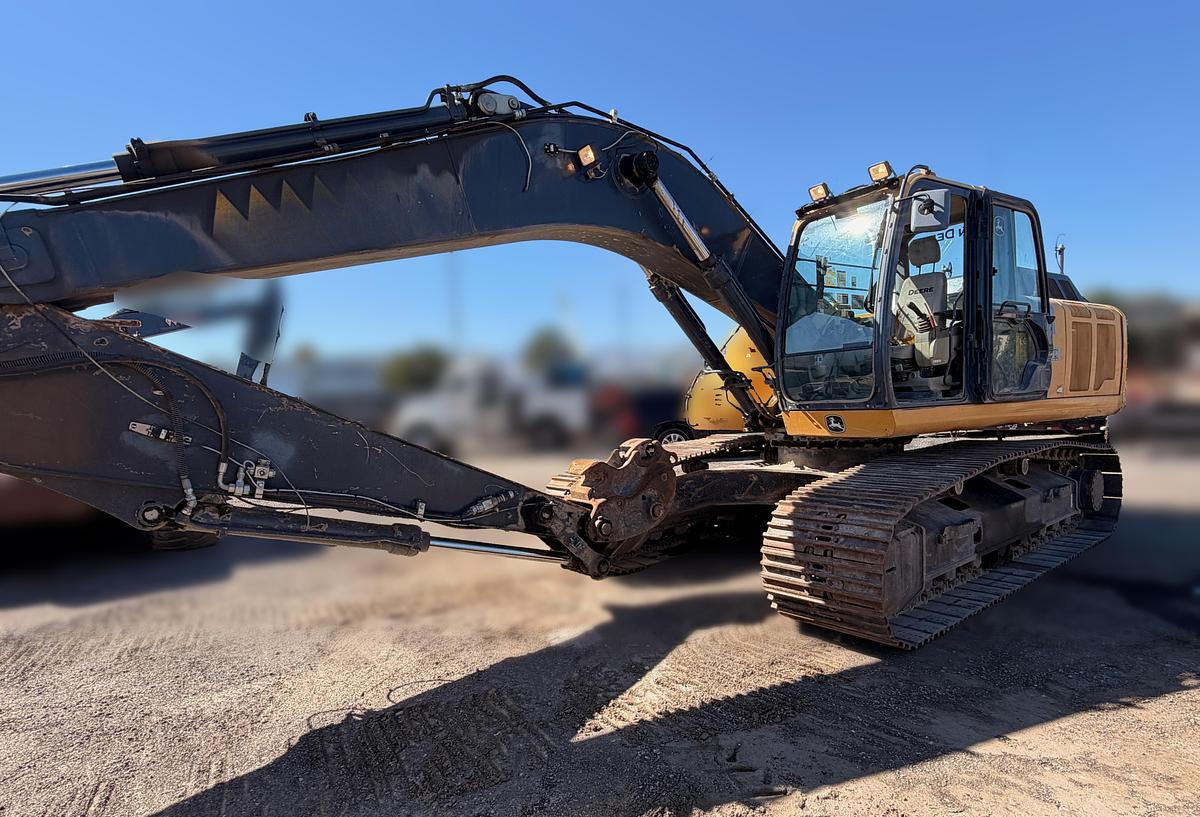 Used 2013 John Deere 290G LC Excavator