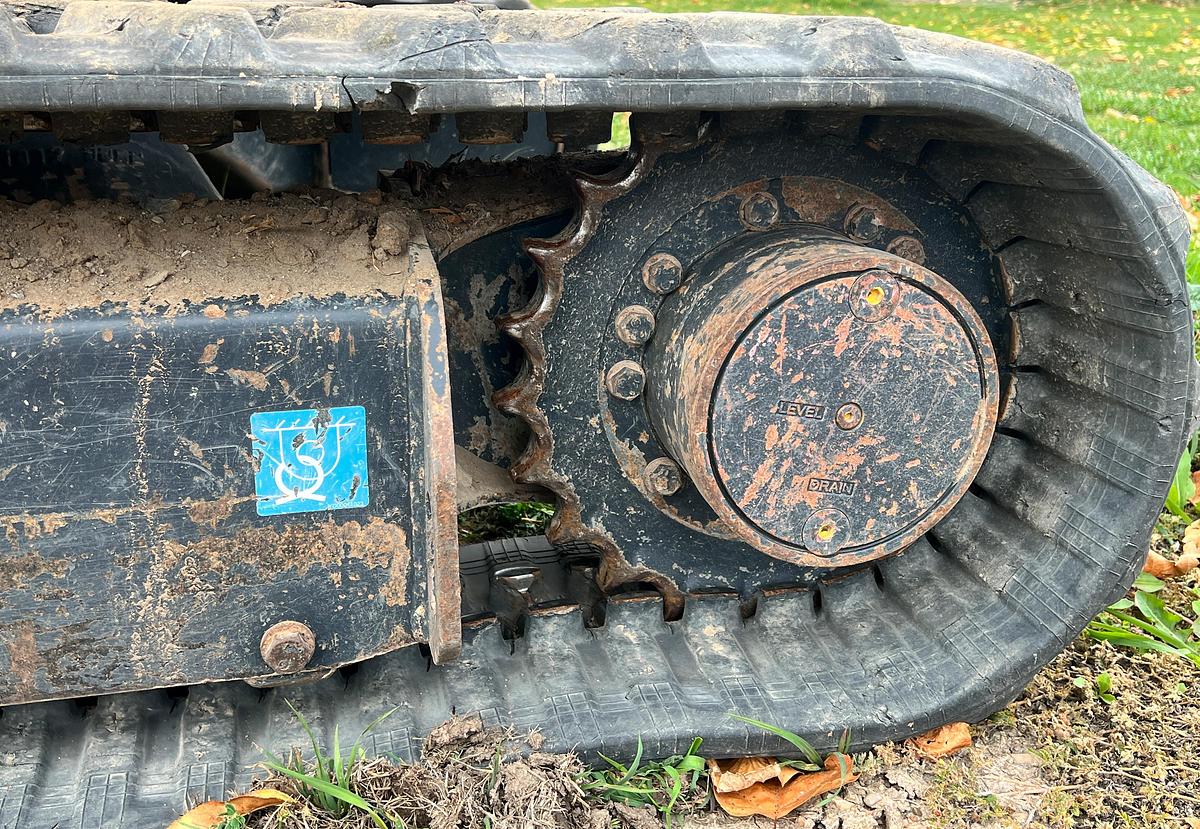 Used 2019 Deere 35G