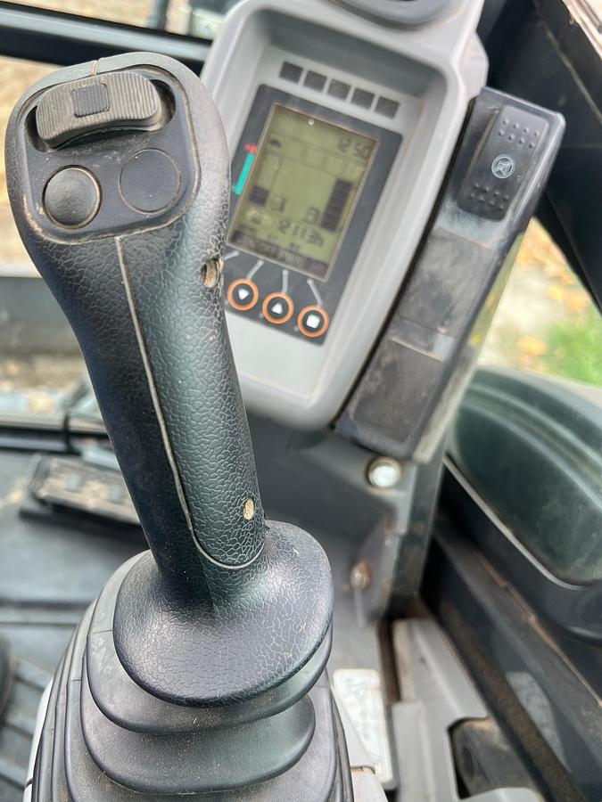 Used 2019 Deere 35G