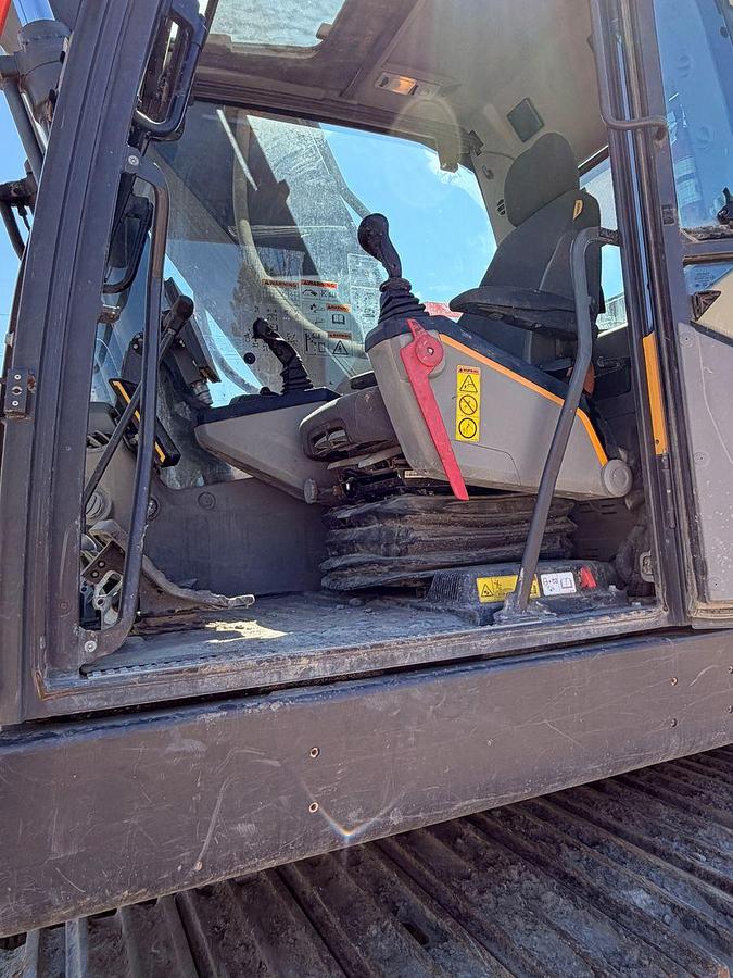 Used 2023 Volvo EC350EL crawler excavator, 3,548 hours, 35 ton