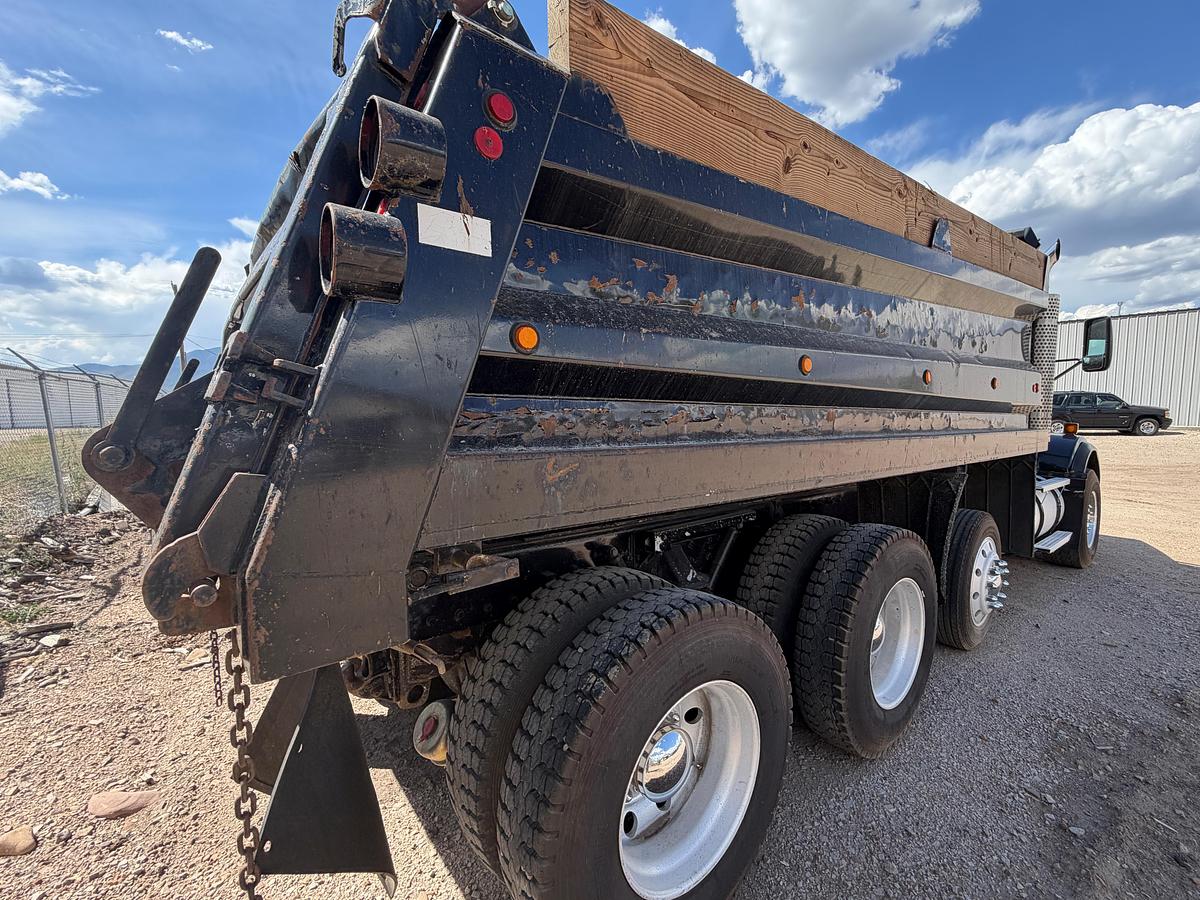 Used 2004 Kenworth T800B