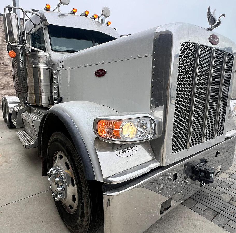 Used 2023 Peterbilt 389 Dual Axle Day Cab Semi Tractor