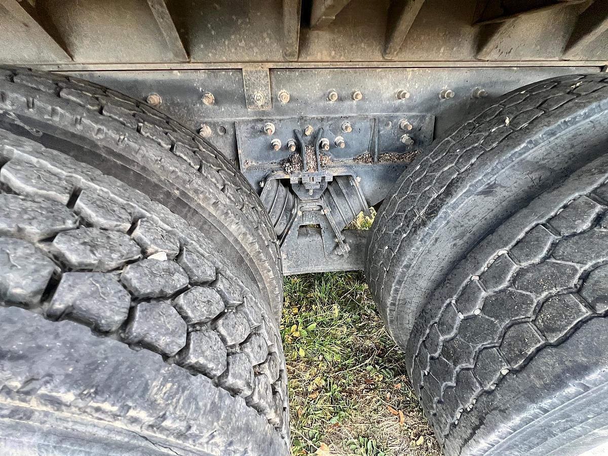 Used 2005 International 7600 Dump Truck