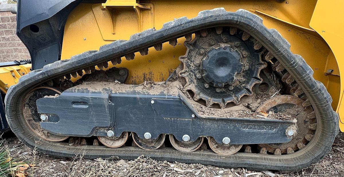 Used 2022 Deere 317G