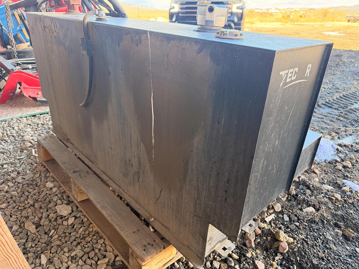 Used 2018 Vector