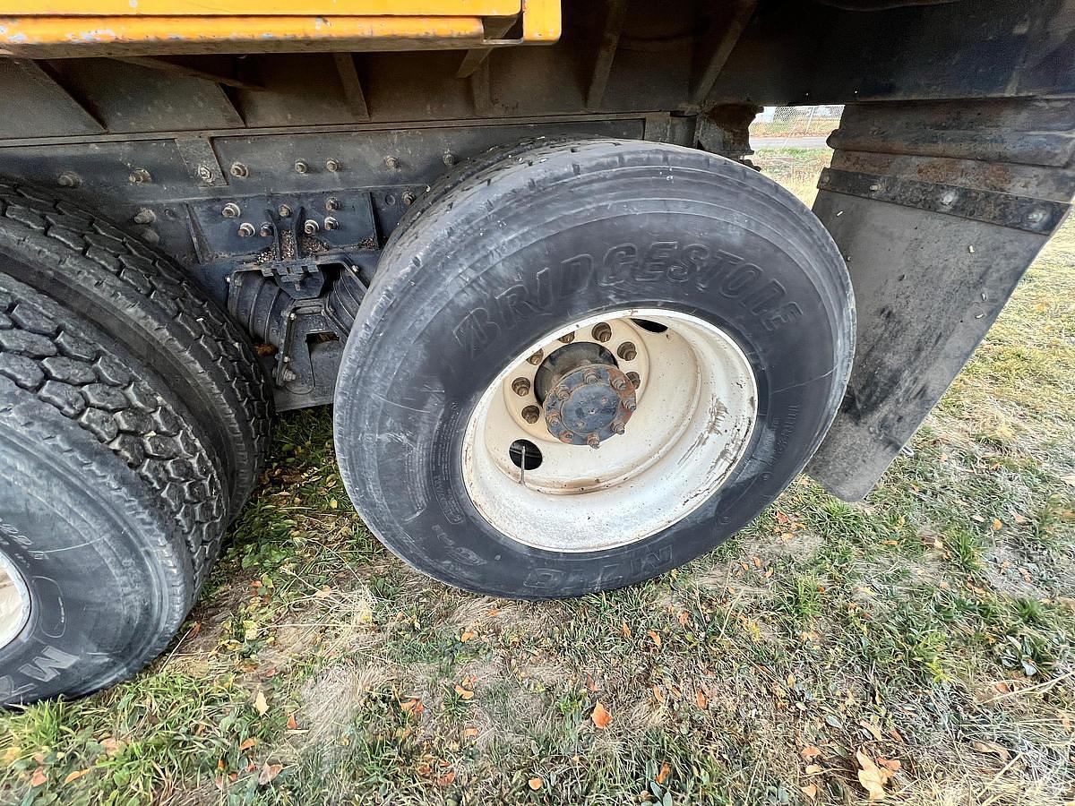 Used 2005 International 7600 Dump Truck