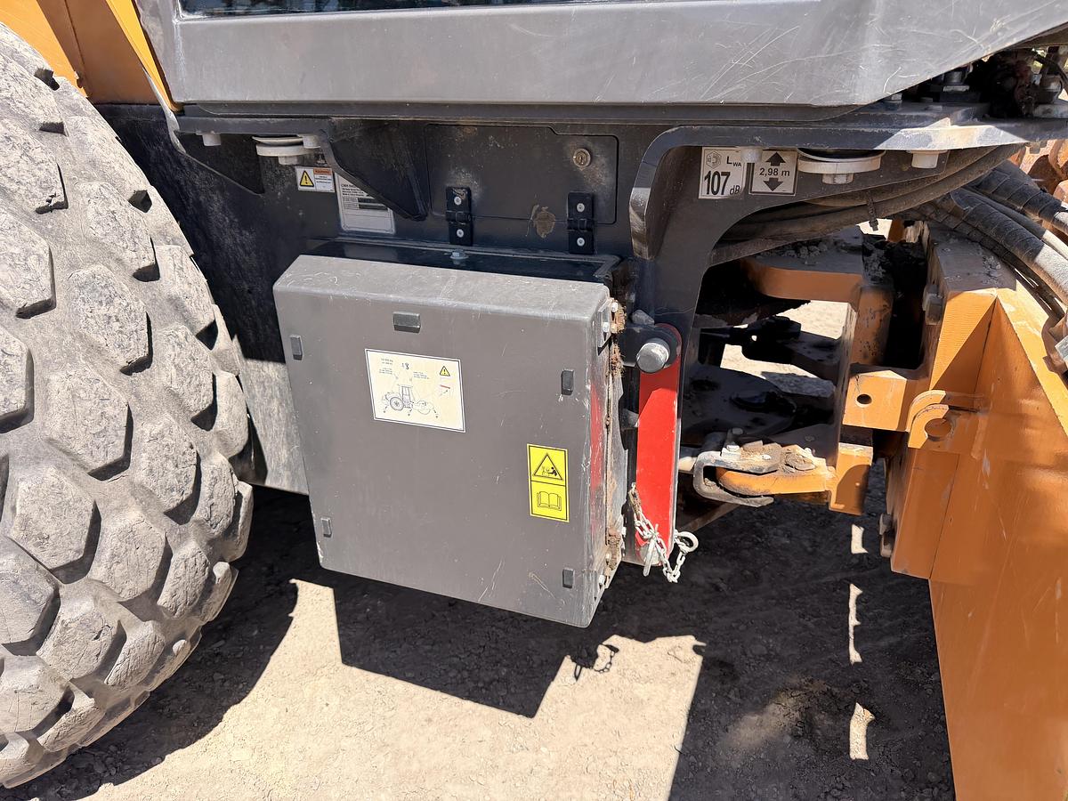 Used 2020 Case sv211e