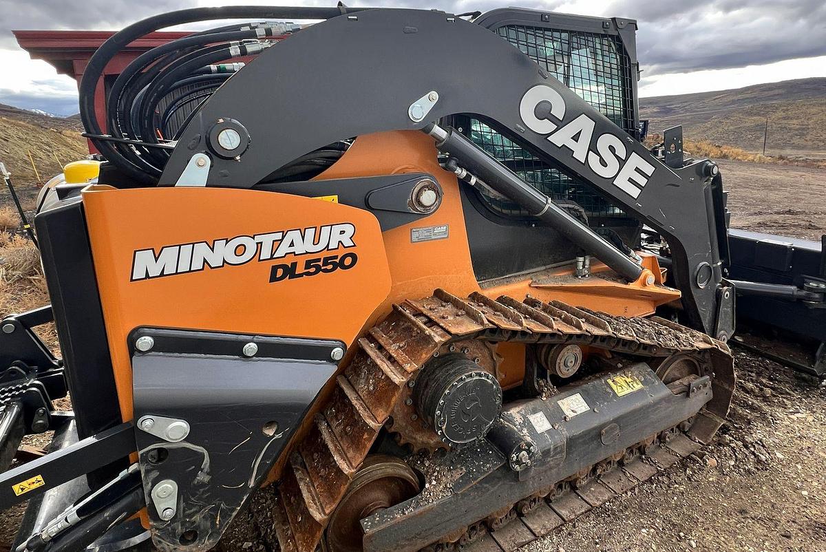 Used 2023 Case, Minotaur DL550 Compact Dozer Loader with ripper, **VERY LOW HOURS***