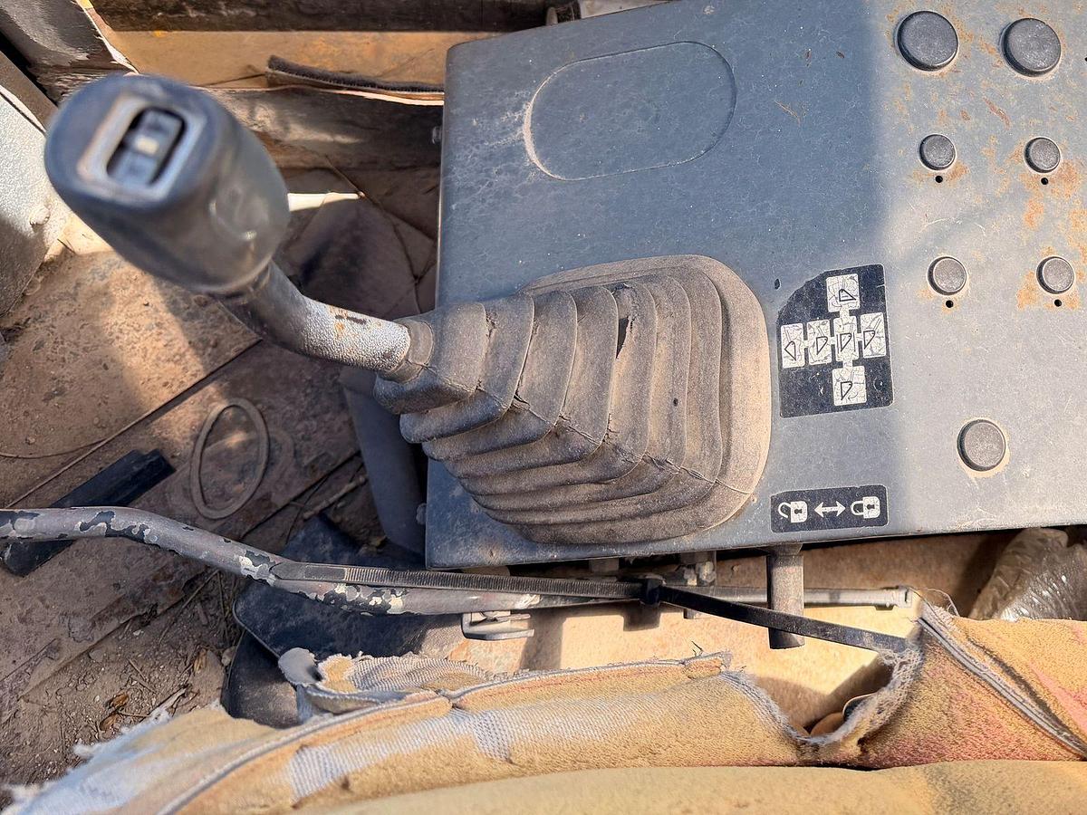 Used Komatsu WA120-3 Compact Articulated Wheel Loader, 2.5yd bucket, rebuilt komatsu engine