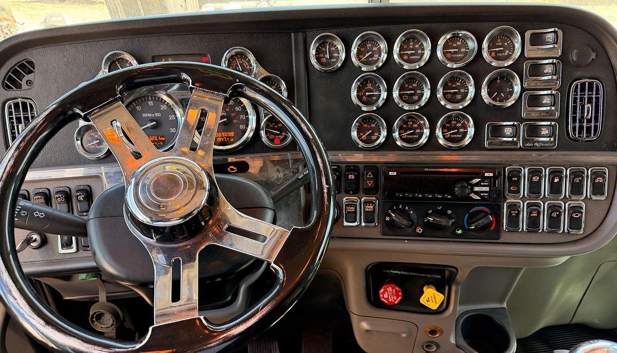 Used 2019 Peterbilt 389 with Cummins ISX15 and 18sp manual transmission
